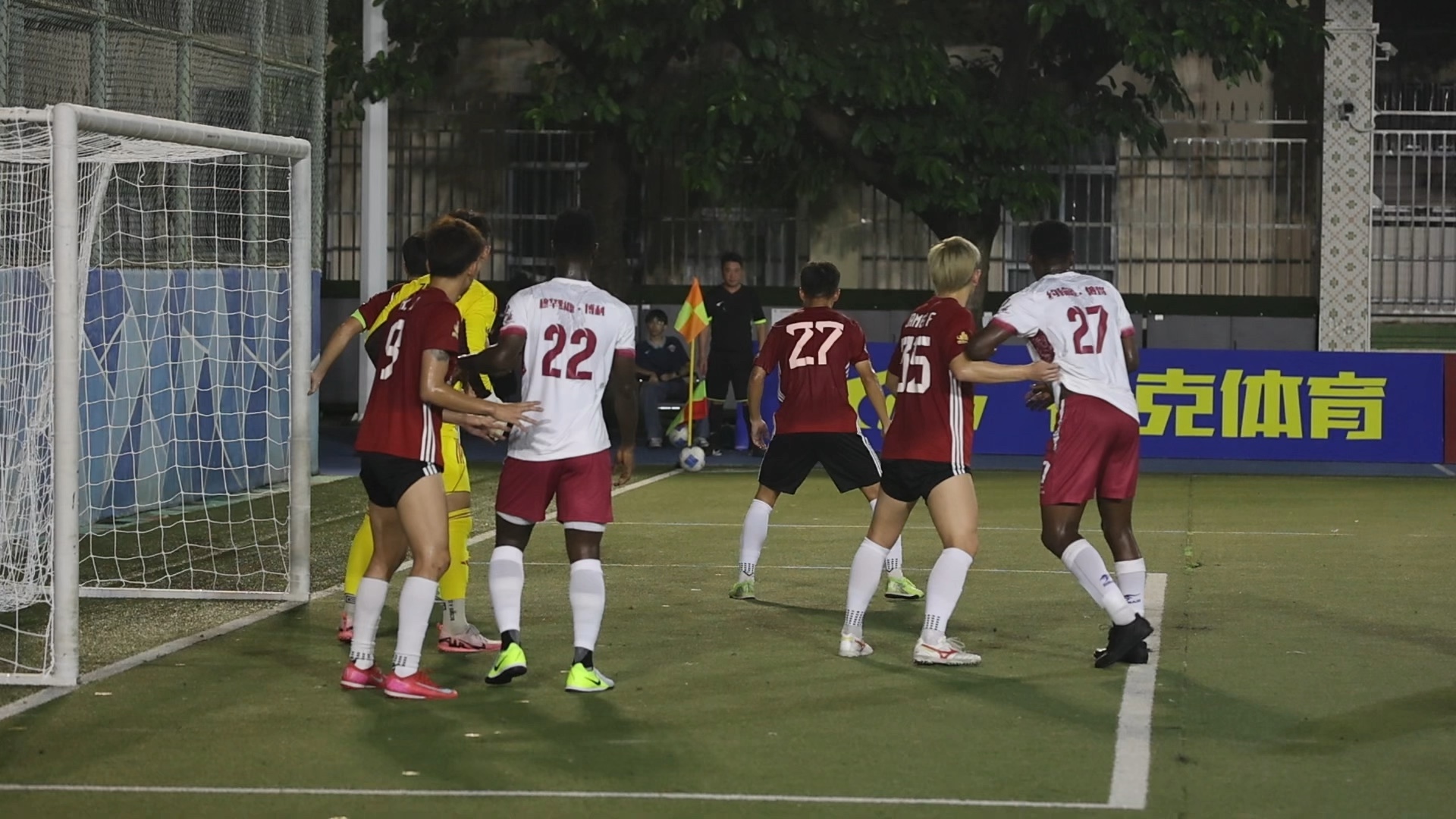 娱乐社区-足球队激情