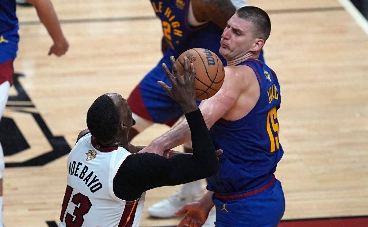 实时娱乐资讯-奥斯塔瑞队在比赛中展现团队合作